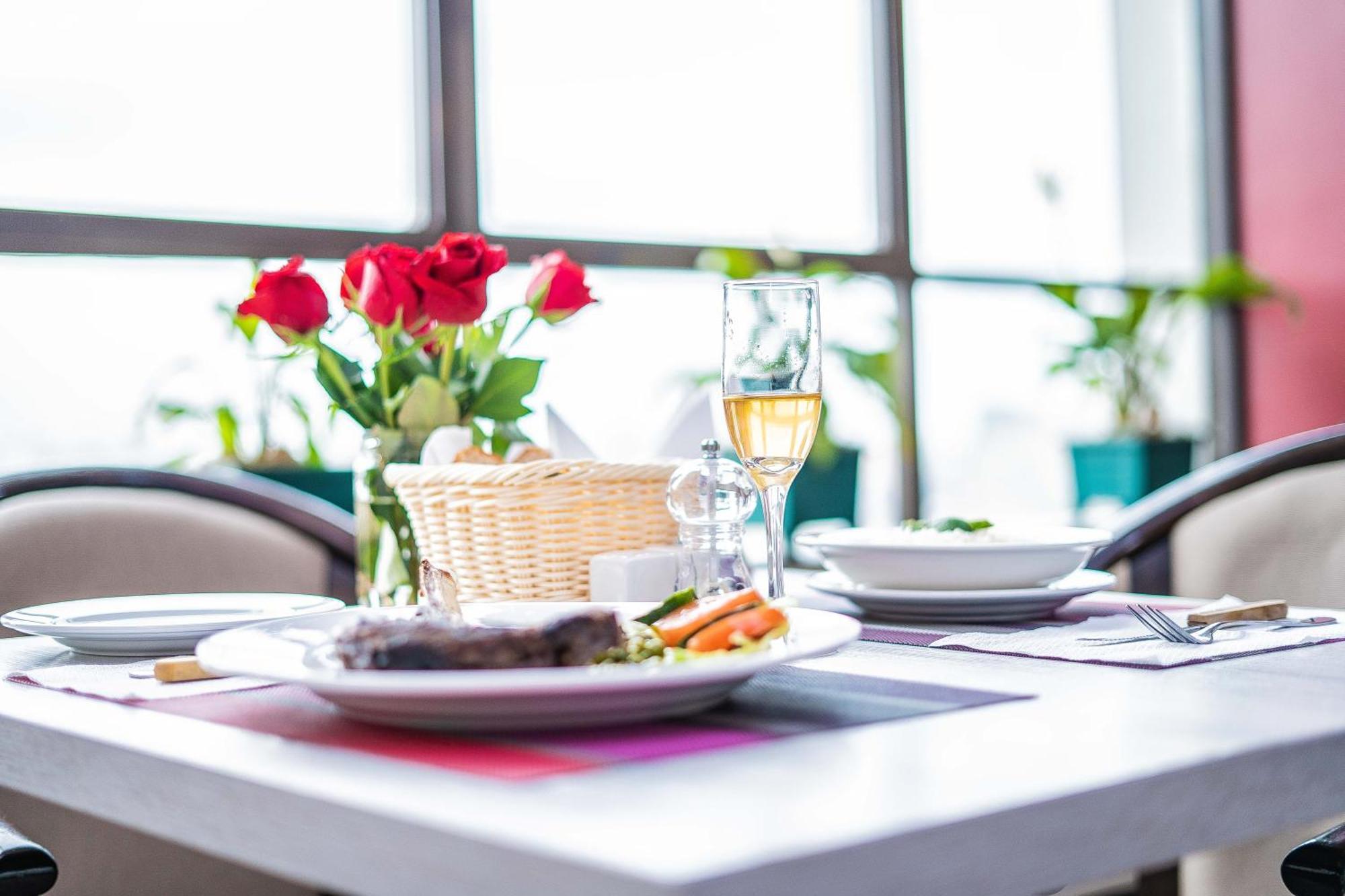 Hemak Suites Hotel ナイロビ エクステリア 写真