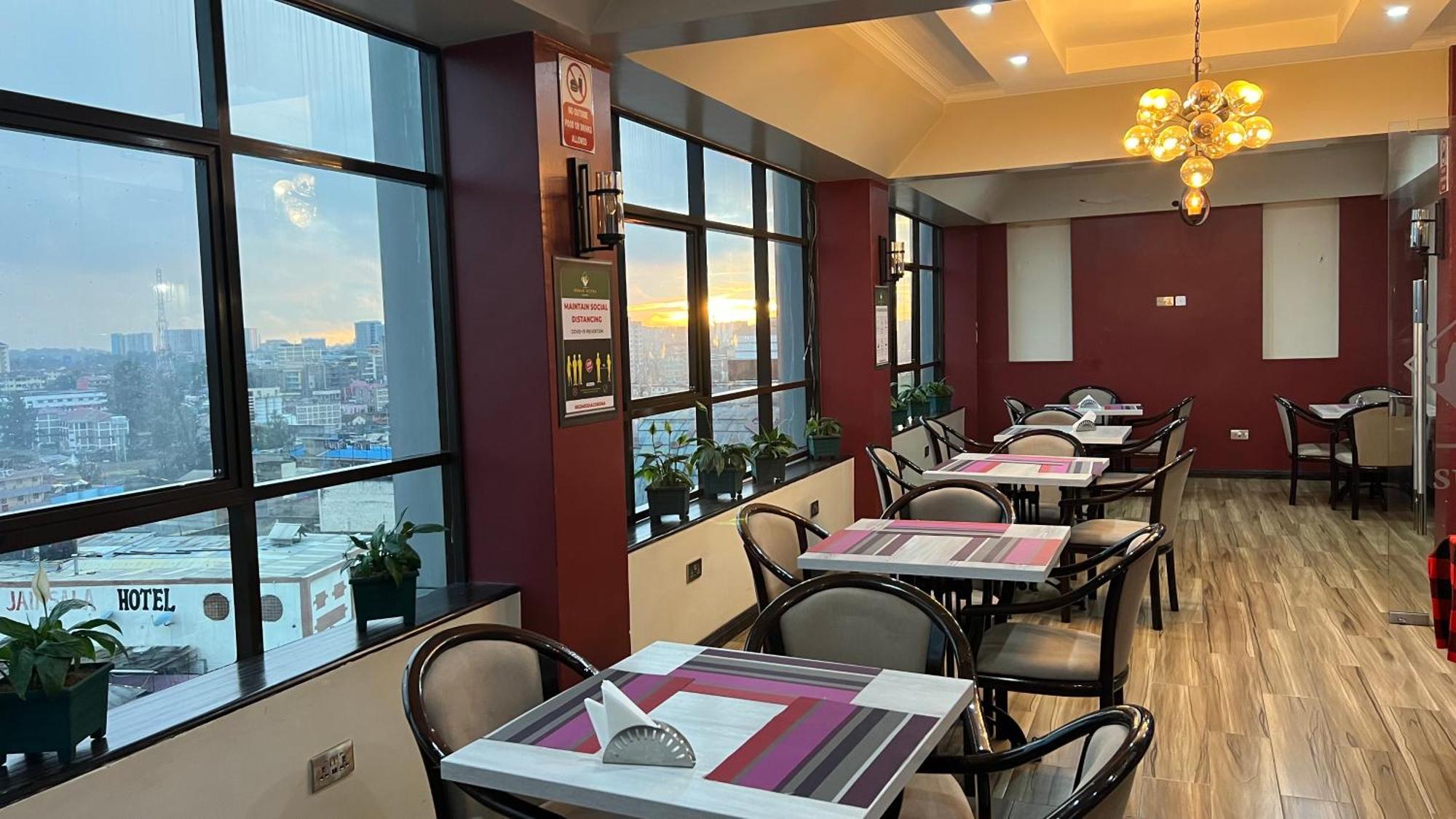 Hemak Suites Hotel ナイロビ エクステリア 写真