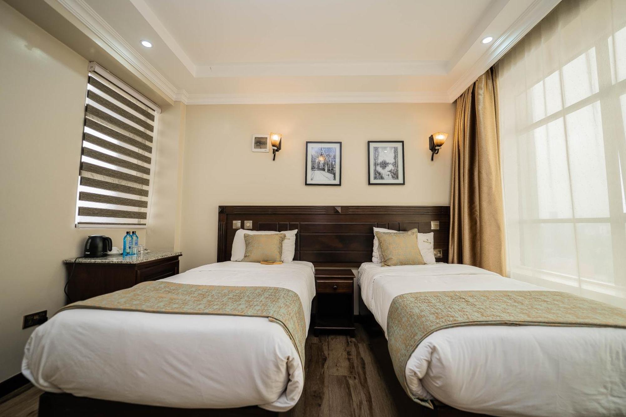 Hemak Suites Hotel ナイロビ エクステリア 写真