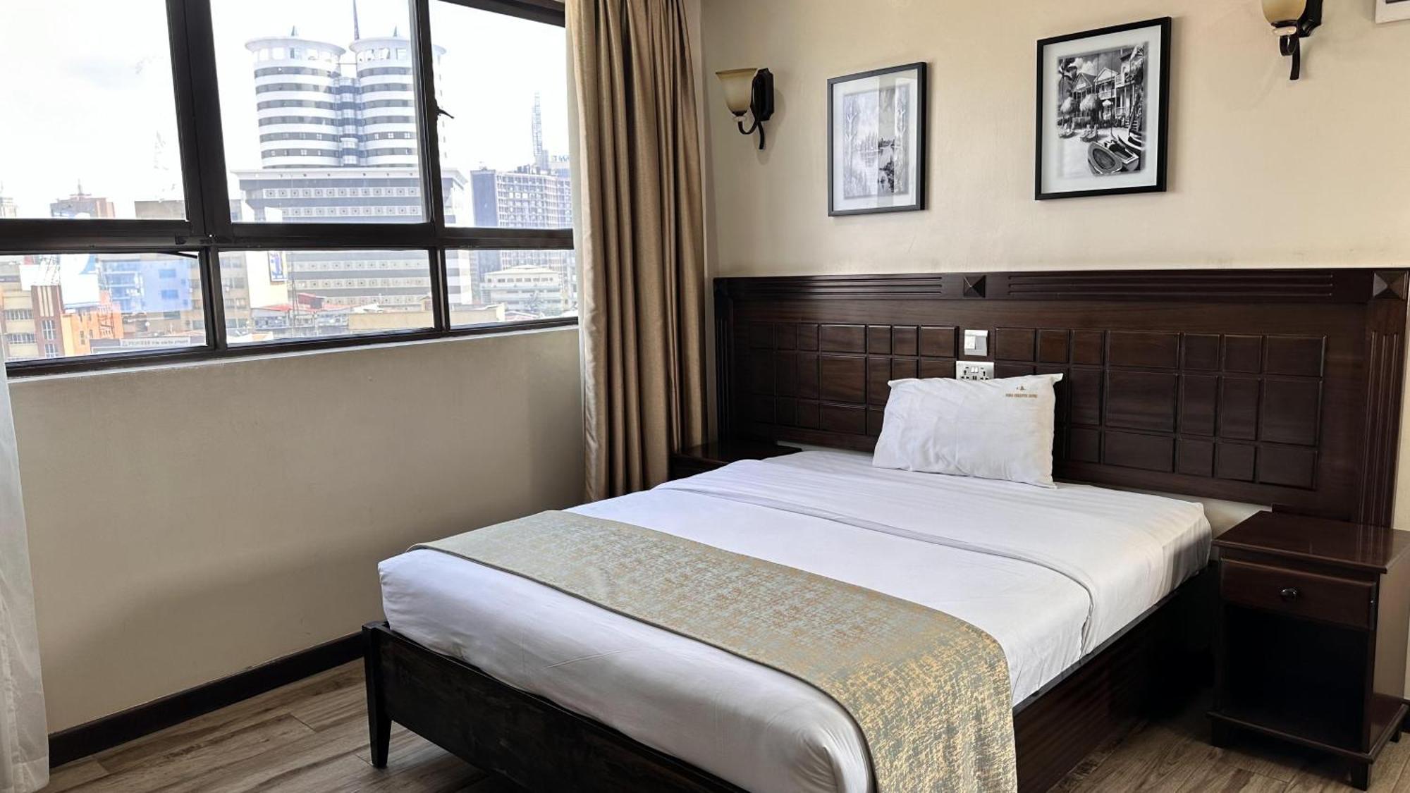 Hemak Suites Hotel ナイロビ エクステリア 写真